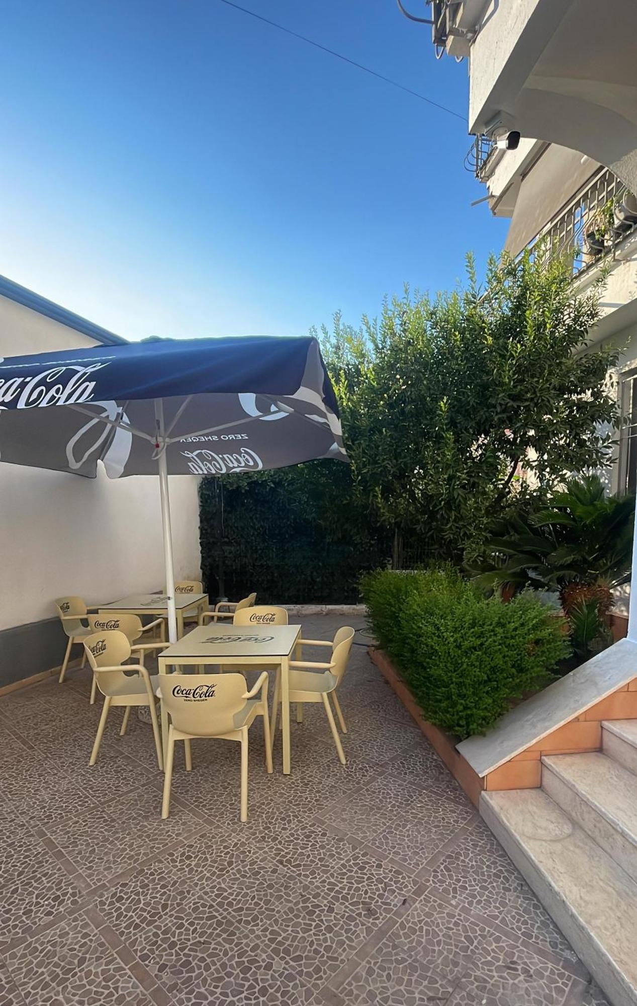 Las Palmas Guesthouse Шкодер Экстерьер фото